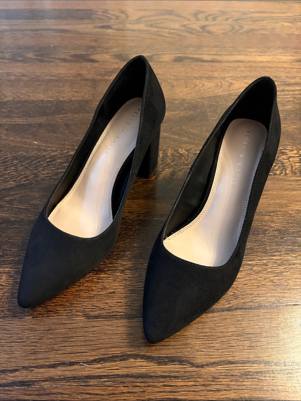 Kelly & Katie Black Pointed Block Heel Pumps